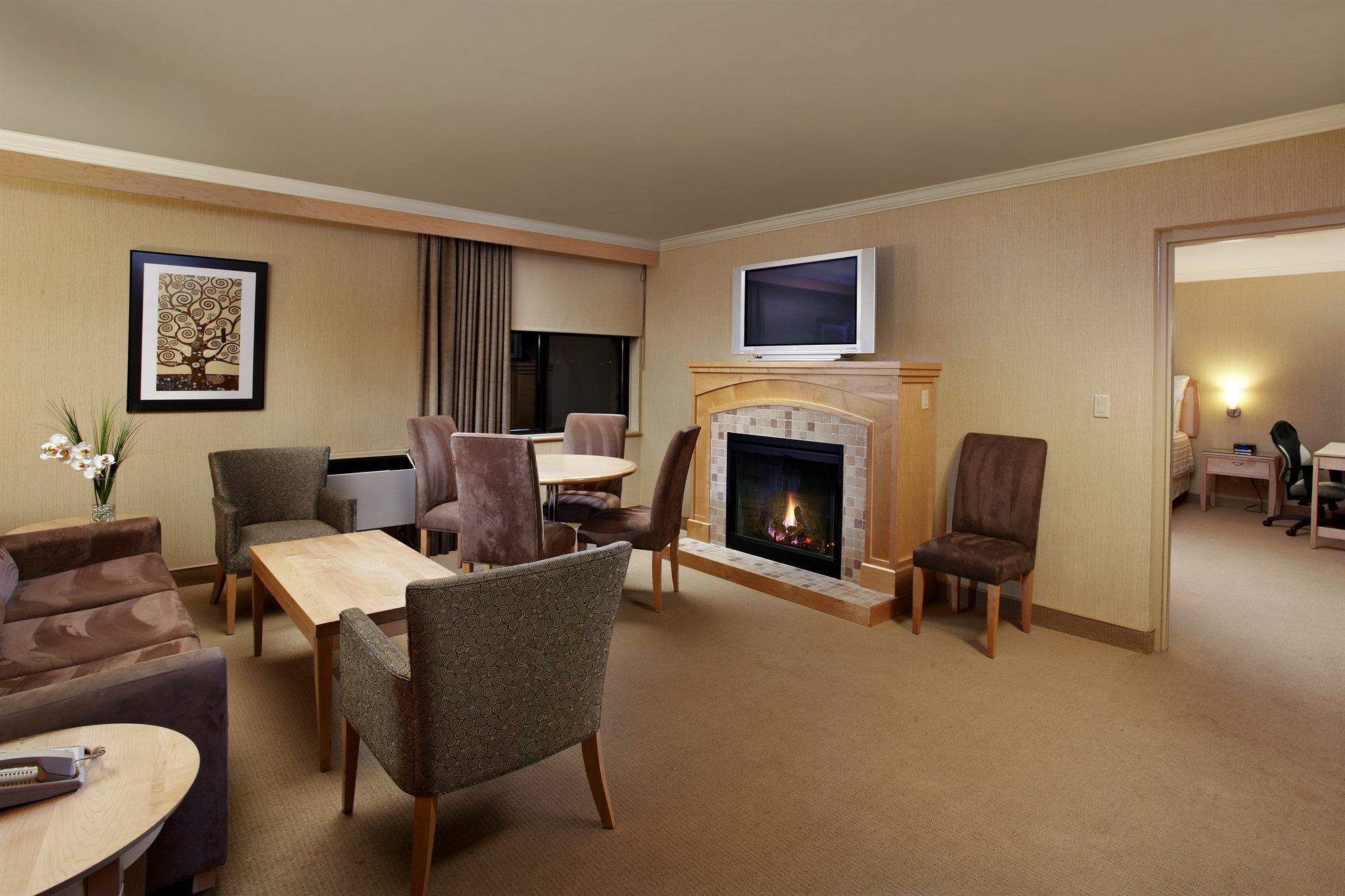 Ambassador Hotel & Conference Resort Кингстън Екстериор снимка